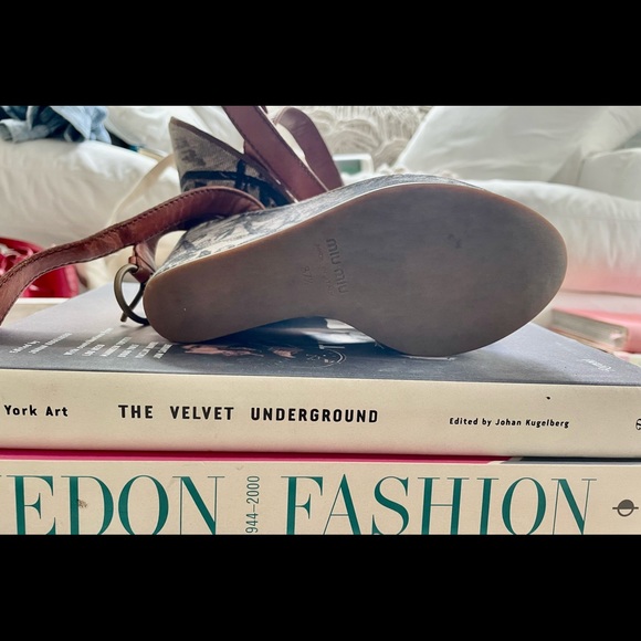 Miu Miu Leather & Toile Wedge - Picture 4 of 4
